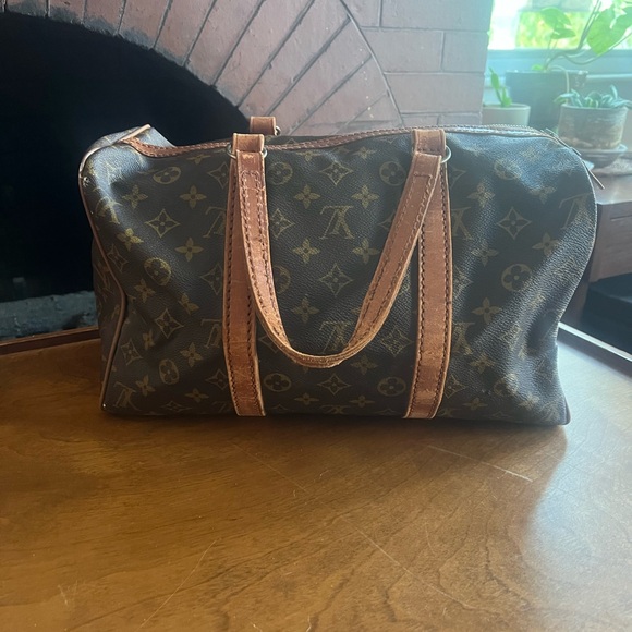 Vintage Louis Vuitton Square Duffle - Picture 2 of 5